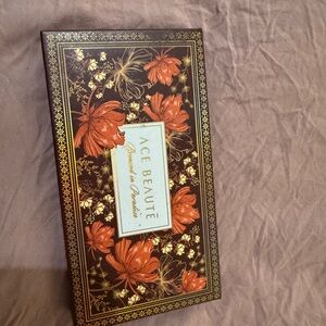 Ace Beaute Bronzed in Paradise Palette